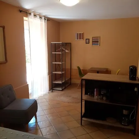 Studio Avec Terrasse Apartament *